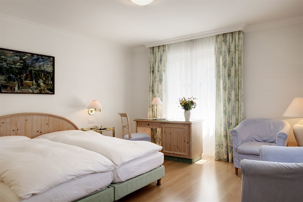 Kunsthotel Linde Garni Einsiedeln Bagian luar foto