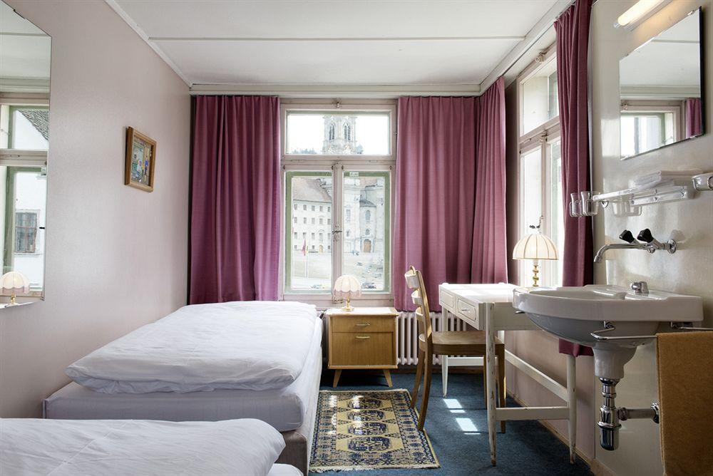 Kunsthotel Linde Garni Einsiedeln Bagian luar foto