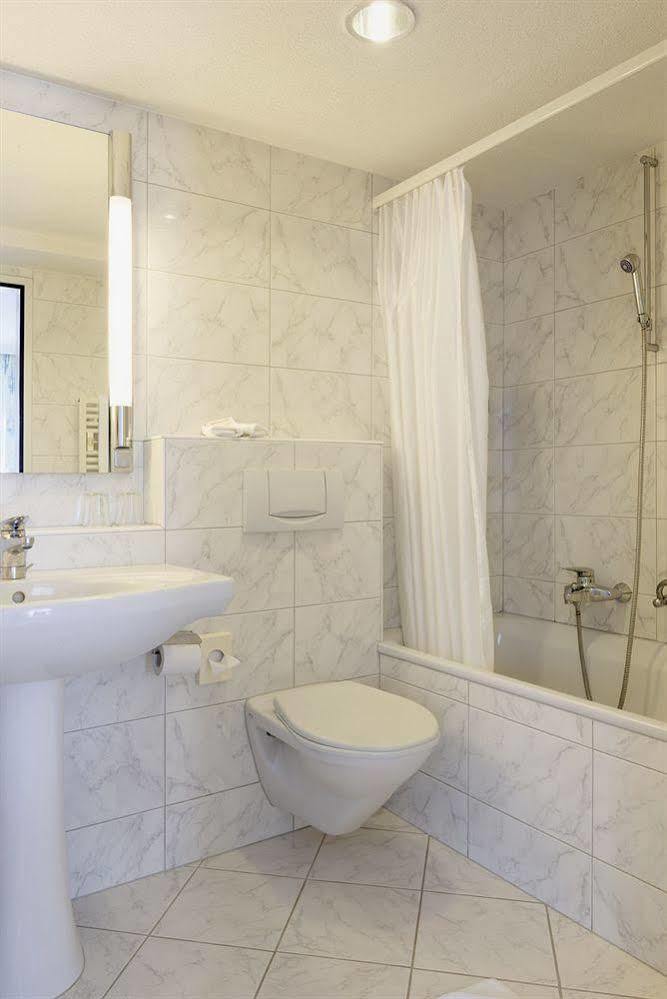 Kunsthotel Linde Garni Einsiedeln Bagian luar foto